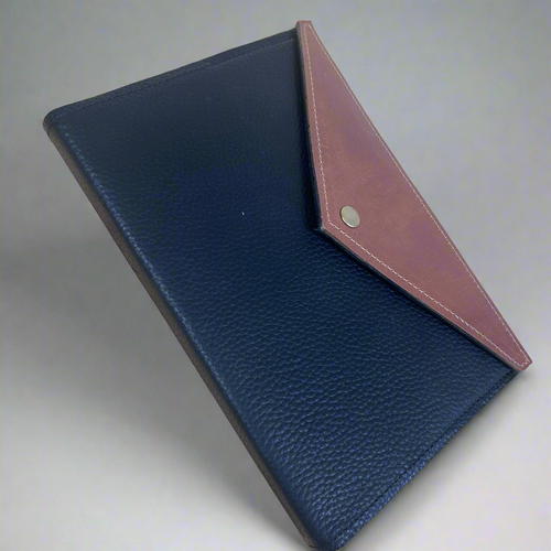 READY TO SHIP - A5 leather journal / Diary - Replaceable insert