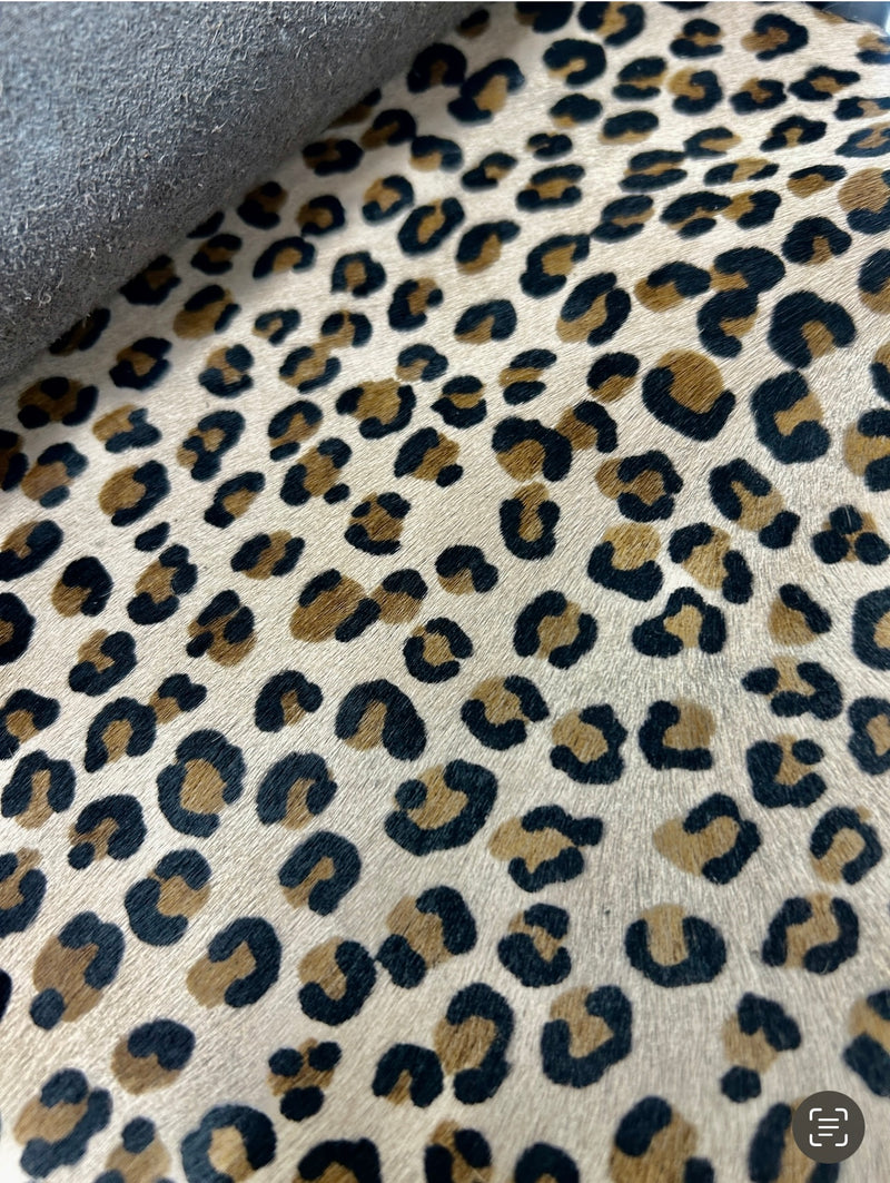 BRAND NEW FOR 2023 - Minimalist Glasses Case.