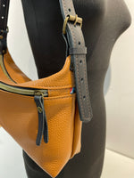 "The Curve" Handbag - BRAND NEW DESIGN - Caramel Tan